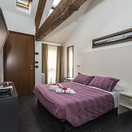 Zen Room Ферара Екстериор снимка
