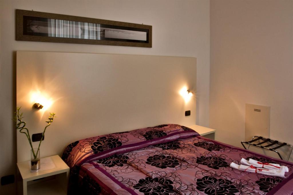 Zen Room Ферара Екстериор снимка