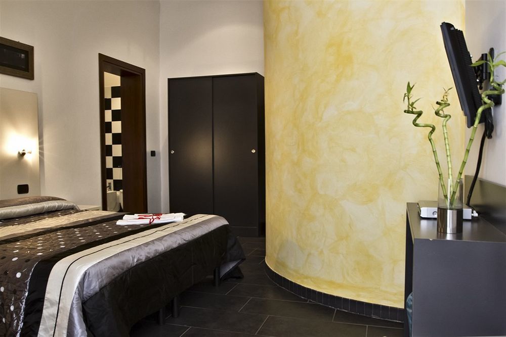 Zen Room Ферара Екстериор снимка