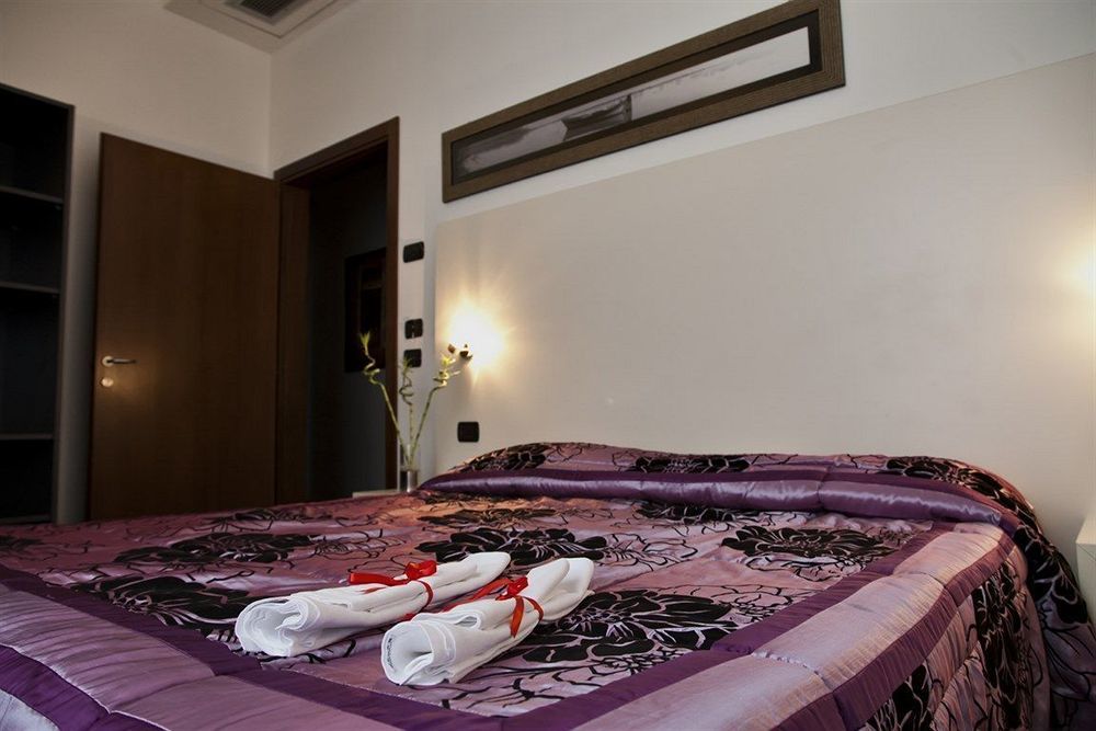 Zen Room Ферара Екстериор снимка